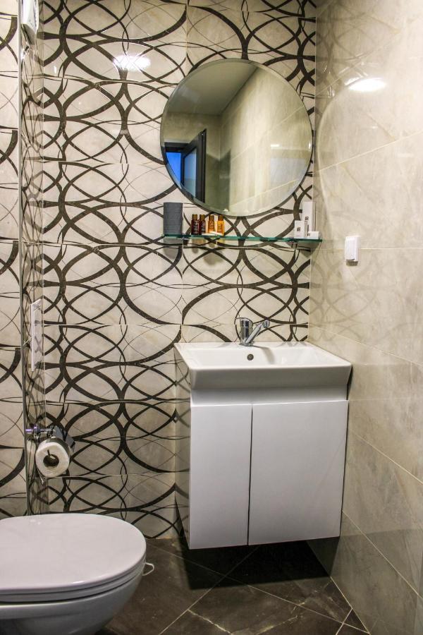 Hotel Laguna Terrace Kavarna Bagian luar foto